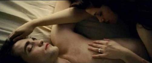 Robert Pattinson y Kristen Stewart en las primeras imágenes de sexo en Amanecer