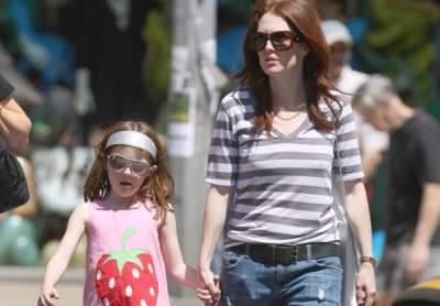 Julianne Moore cumple el deseo de su hija y la lleva a conocer a Selena Gómez