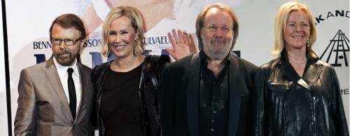 Abba aún estudia su reencuentro