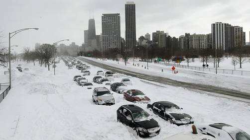 Al menos 1,000 vuelos suspendidos en el aeropuerto de Chicago por la nieve