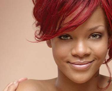 Rihanna en la imagen del centenario de Nivea