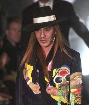 Galliano anula su desfile pero no la presentación de sus diseños