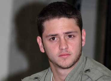 Christopher Uckermann con pánico escénico al retornar al medio musical