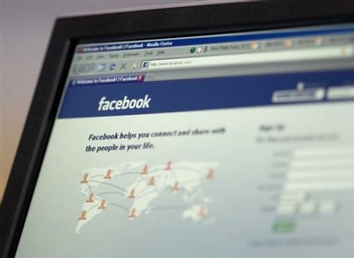 Facebook reduce el tamaño de su letra y los usuarios se quejan