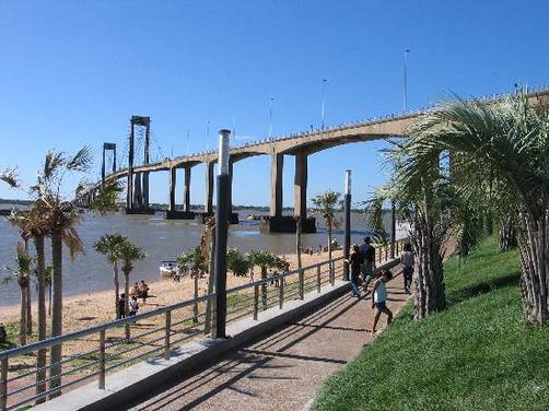 Corrientes ofrece chamamé, playas, historia, gastronomía típica