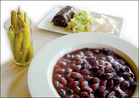 Por una gastronomía con raíces Por una gastronomía con raíces