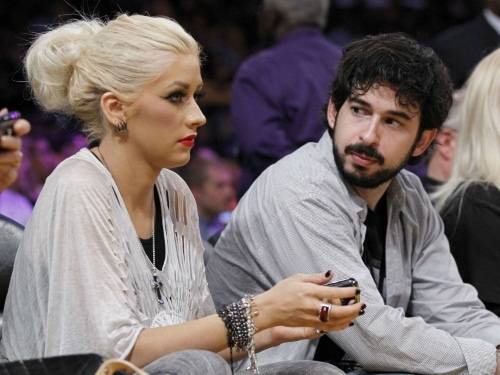 Jordan Bratman ex esposo de Christina Aguilera no quiere salir de la casa