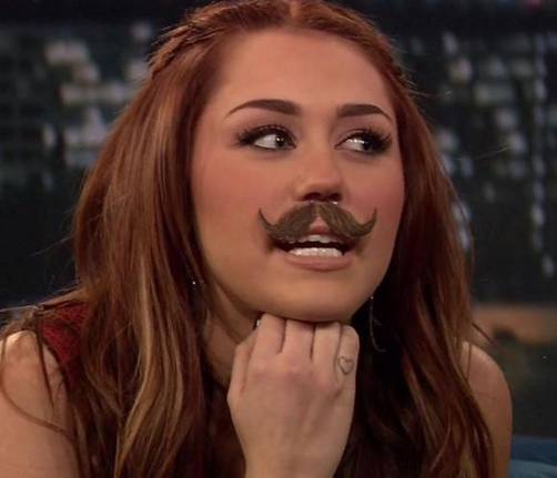 Miley Cyrus no se depila el 'bigote'