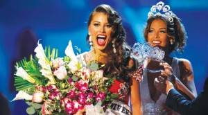 Miss Universo 2009 publicó un video de despedida