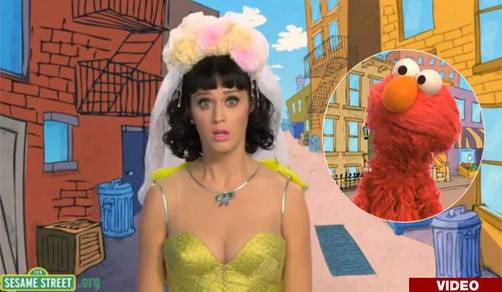 Elmo protagoniza video clip de Katy Perry