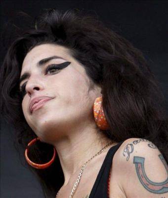 Amy Winehouse llega a Brasil