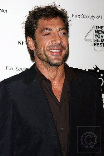 Javier Bardem el mejor vestido según la revista GQ