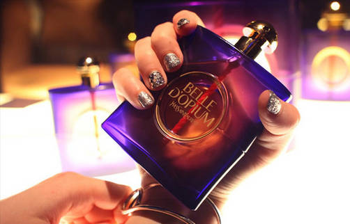 Vídeo: Anuncio de 'Yves Saint Laurent' es censurado por incitar al consumo de drogas