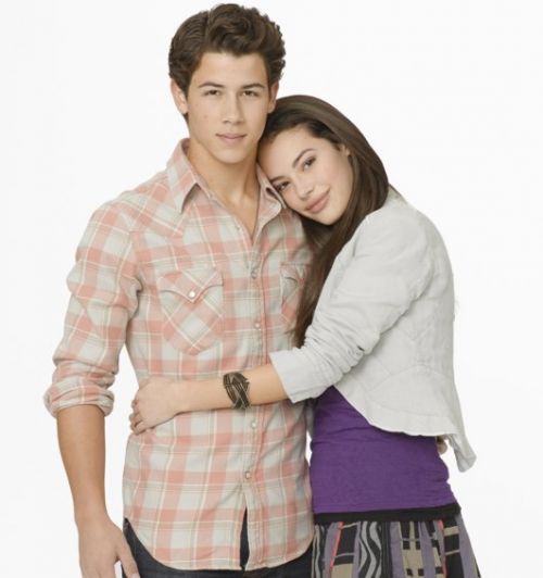 Nick Jonas y Chloe Bridges se enamorarán en Camp Rock 2