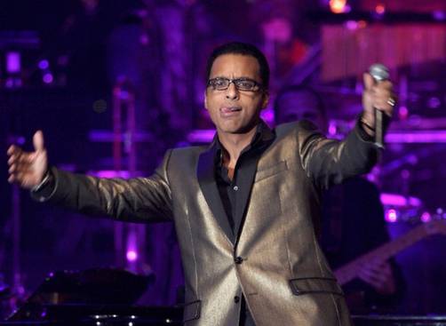 Jon Secada lanzará su nuevo álbum en febrero