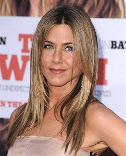 Jennifer Aniston fue vista con Josh Hopkins