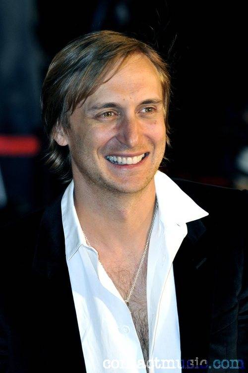 David Guetta dara una mano a Christina Aguilera