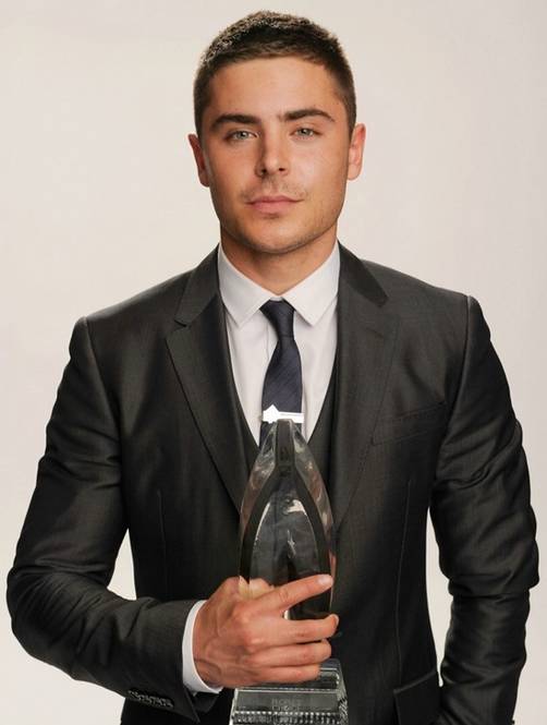 Zac Efron se llevó un premio en los People's Choice Awards 2011