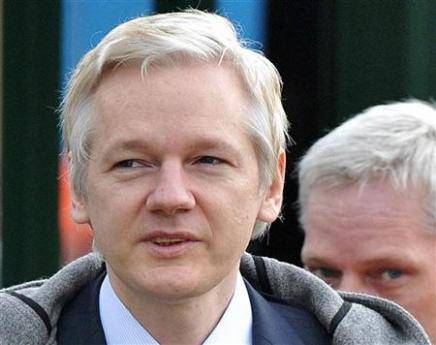 Julian Assange trata de evitar su extradición a Suecia