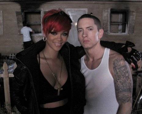 Eminem y Rihanna le quitan el número 1 a Shakira en España