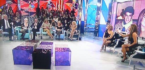 Belén Esteban pierde los papeles por culpa de Víctor Janeiro en Sálvame Deluxe