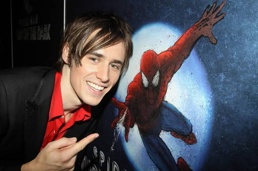 Reeve Carney protagoniza 'Spider-man: Turn off the Dark'