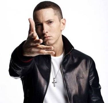 Eminem lo vuelve a intentar en los Grammy