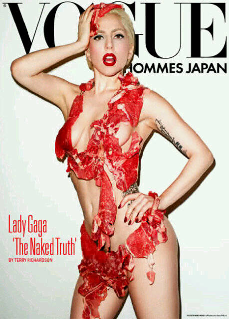 Lady Gaga en la portada de la revista Vogue edición japonesa