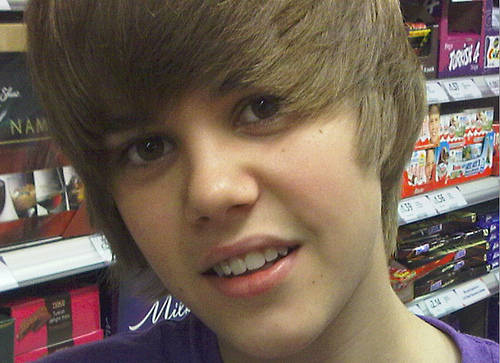 Facebook cancela la cuenta de Justin Bieber