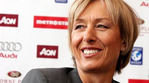 Navratilova venció en Wimbledon y al cáncer al mismo tiempo Navratilova venció en Wimbledon y al cáncer al mismo tiempo