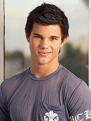 Taylor Lautner subastará en eBay un puesto de primera fila en el rodaje de Amanecer