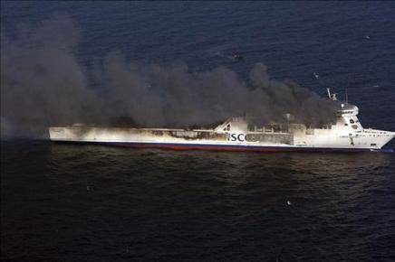 Al menos 22 heridos al declararse un incendio en un barco en Alemania