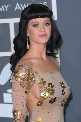 Katy Perry cambia de nombre, ahora se llamará Katy Brand