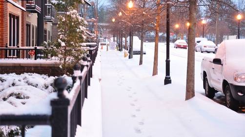 Fuertes nevadas inesperadas alteran las comunicaciones del sur de EU