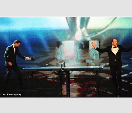 Kevin Spacey derrotó Rafael Nadal en ping pong