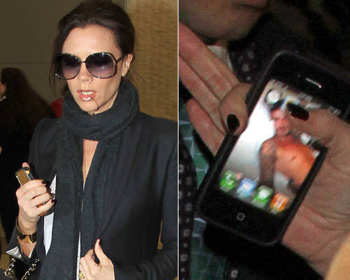 Victoria Beckham lleva fotografía de su marido semi-desnudo en su celular