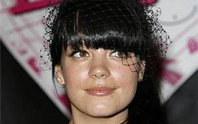 Lily Allen no quiere una gran boda