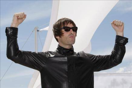Beady Eye: Seguir llamándose Oasis sería 'una falta de respeto'