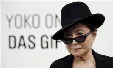 Yoko Ono expone sus reflexiones sobre la violencia en Berlín