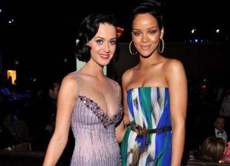 Katy Perry y Rihanna salen a cenar por Madrid