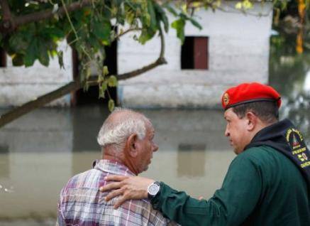 Venezuela: Afectados por las lluvias cambian sus casas en riesgo por hoteles