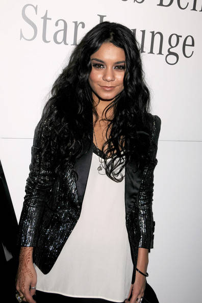 A Vanessa Hudgens le obsesionan los tatuajes