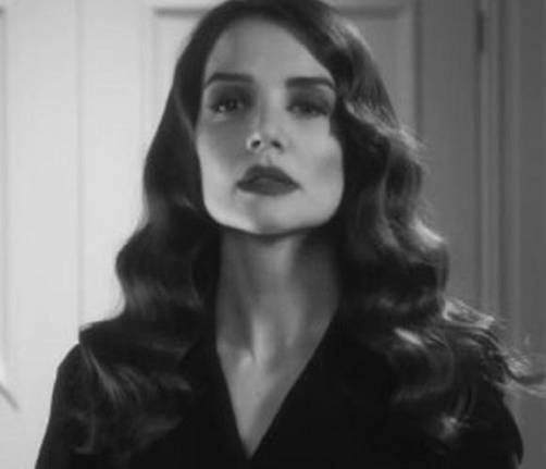 Kate Holmes, la diva del blanco y negro
