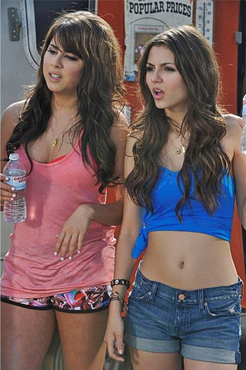 ICarly y Victorious combaten el calor La tem tica de los episodios est