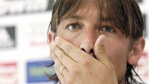 Gabriel Heinze viajó de regreso a Europa en el mismo avión que los españoles