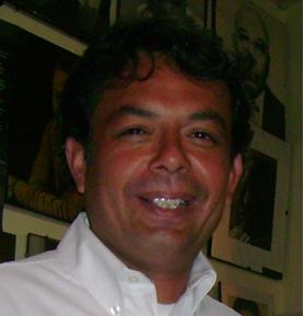 Presentación de la obra Chistosos de Willy Quevedo