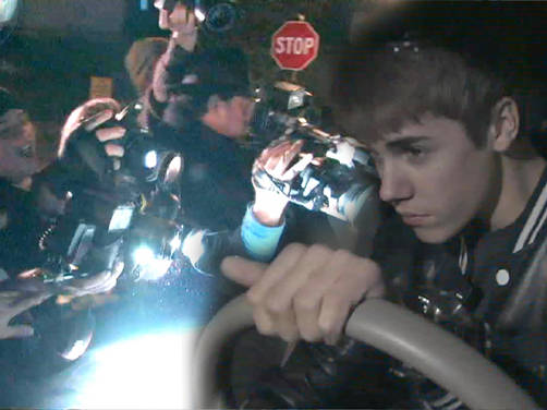 Justin Bieber enojado con los paparazzi en Israel