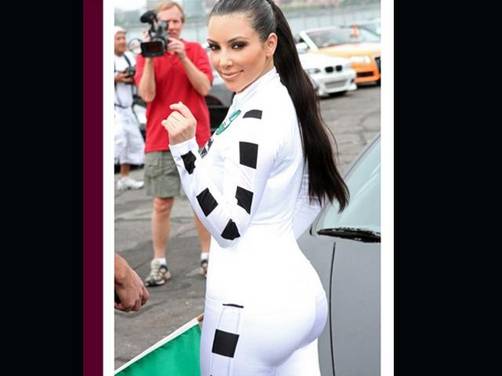 Kim Kardashian apareció en Rally con apretado enterizo Kim Kardashian apareció en Rally con apretado enterizo