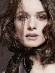 Rachel Weisz es el nuevo rostro de L'Oreal París
