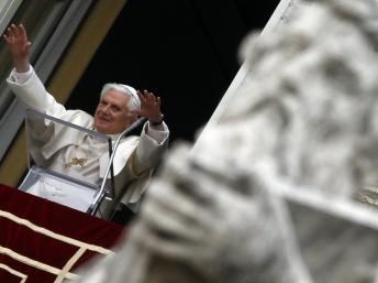 Pedofilia en la Iglesia Católica: El Papa, acusado de encubrir a un cura pedófilo